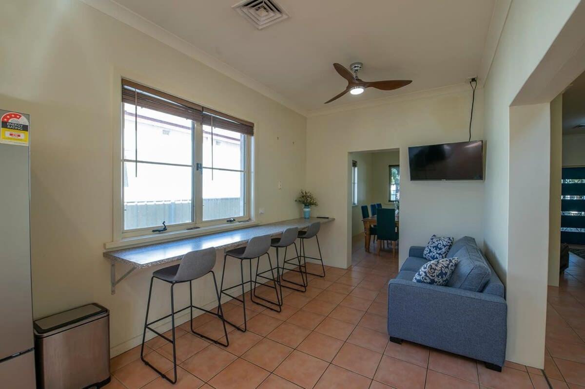 Tranquil Taylor - Two-Storey Cbd Family Home, Bbq Dubbo Luaran gambar