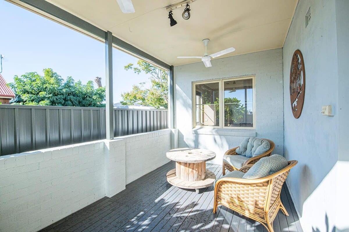 Tranquil Taylor - Two-Storey Cbd Family Home, Bbq Dubbo Luaran gambar